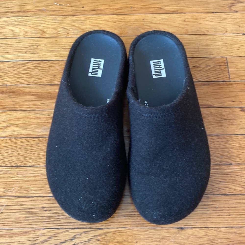 Fit Flop Shuv Cushy Felt Clog Slippers size 5